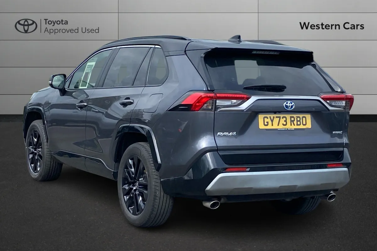 Toyota RAV4 2023 - Image 4