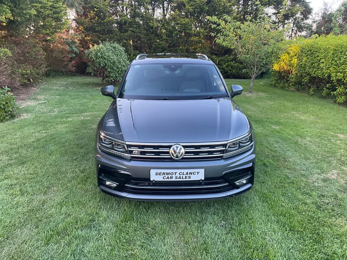 2018 Volkswagen Tiguan R-Line 2.0 TDI Manual - Image 3