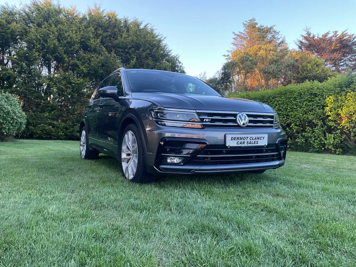 2018 Volkswagen Tiguan R-Line 2.0 TDI Manual - Image 4