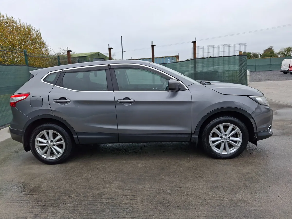 2015 Nissan Qashqai 1.5L Diesel - Image 4