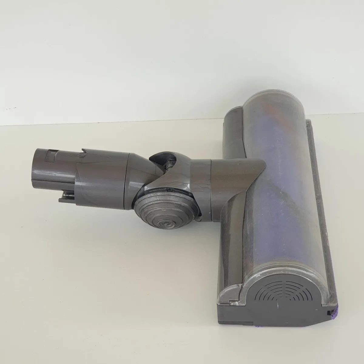Dyson V6 absolute brush head working - Image 3