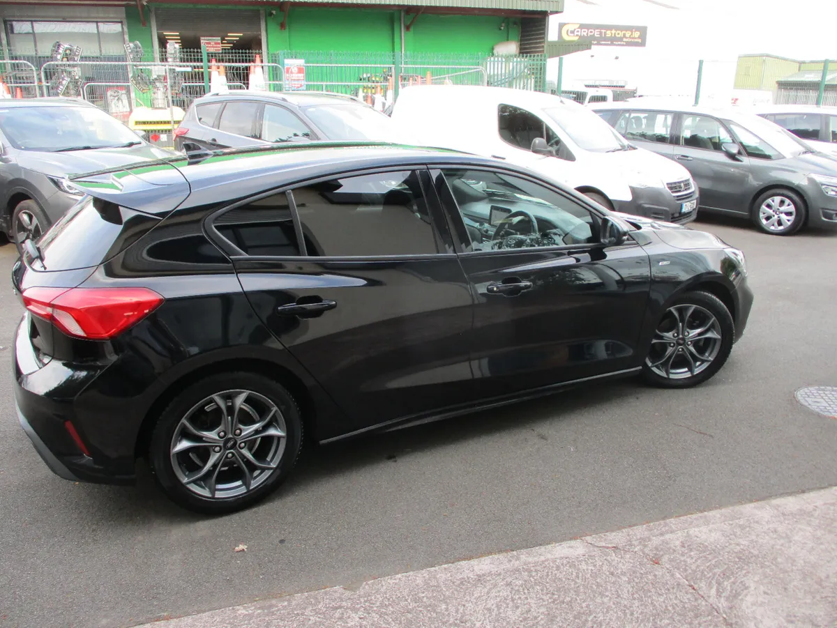 Ford Focus 1.5TD ST-LINE  2020 - Image 4