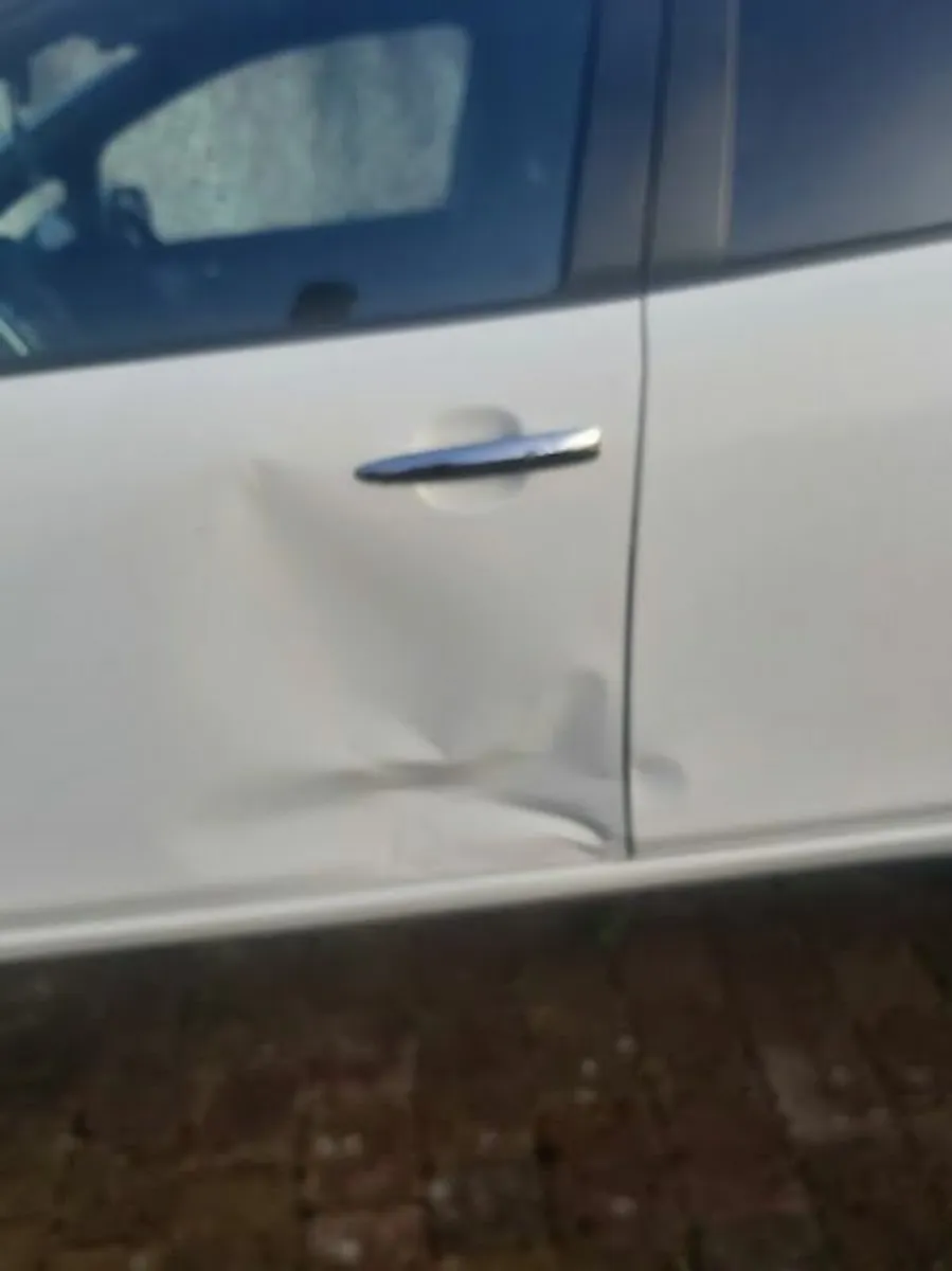 Nissan Leaf 2016 - Image 4