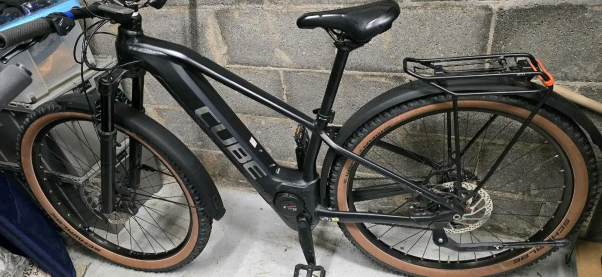 Cube Reaction Hybrid E bike - Image 1