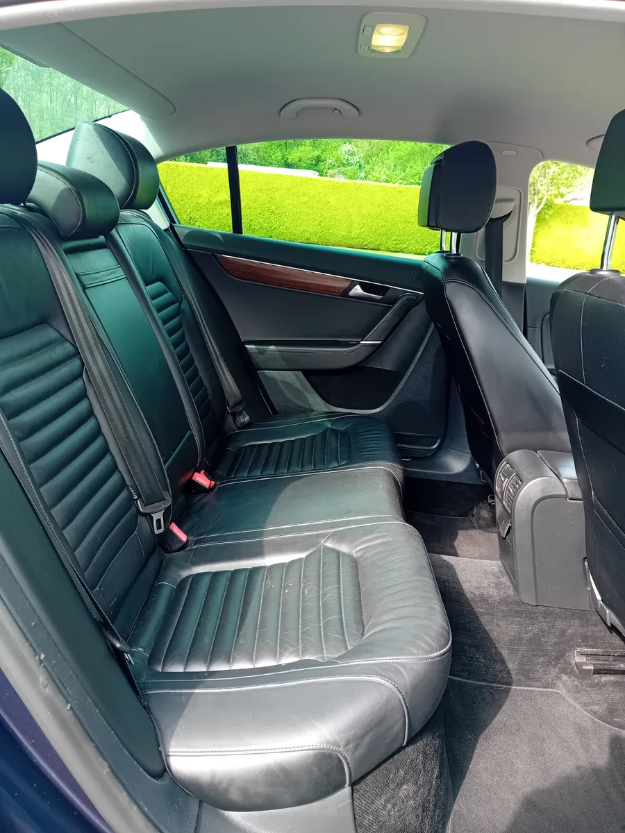Volkswagen Passat 2014 - Image 4