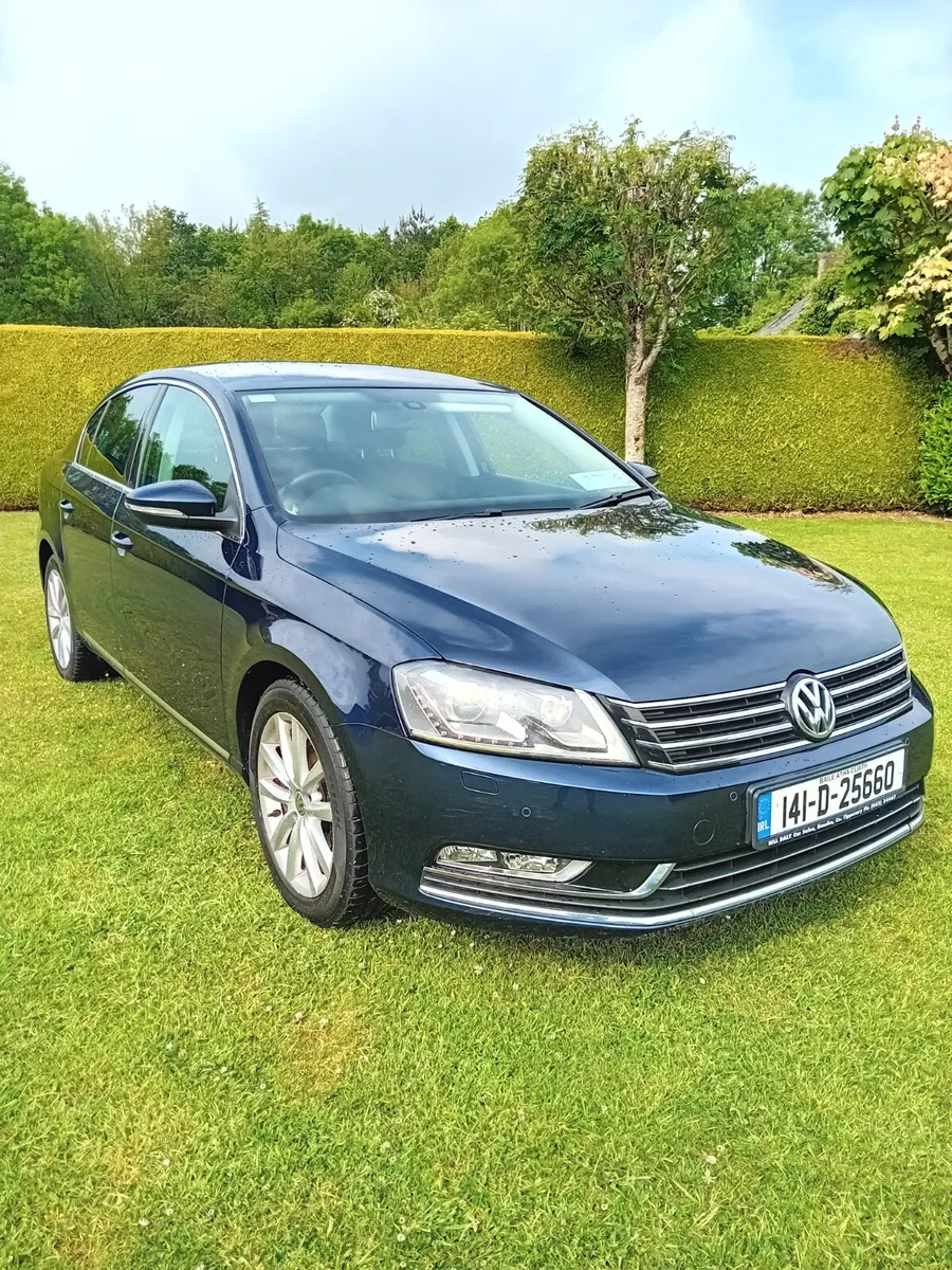 Volkswagen Passat 2014 - Image 1