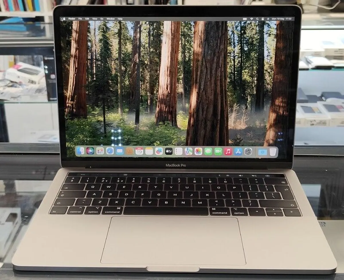Touch Bar Apple MacBook Pro 13" A2159 2019 i5-8257U 8GB 128GB RETINA 2560 x 1600 (Battery Cycle: 2) - Image 3