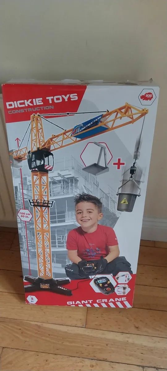 remote control toy crane - Image 1