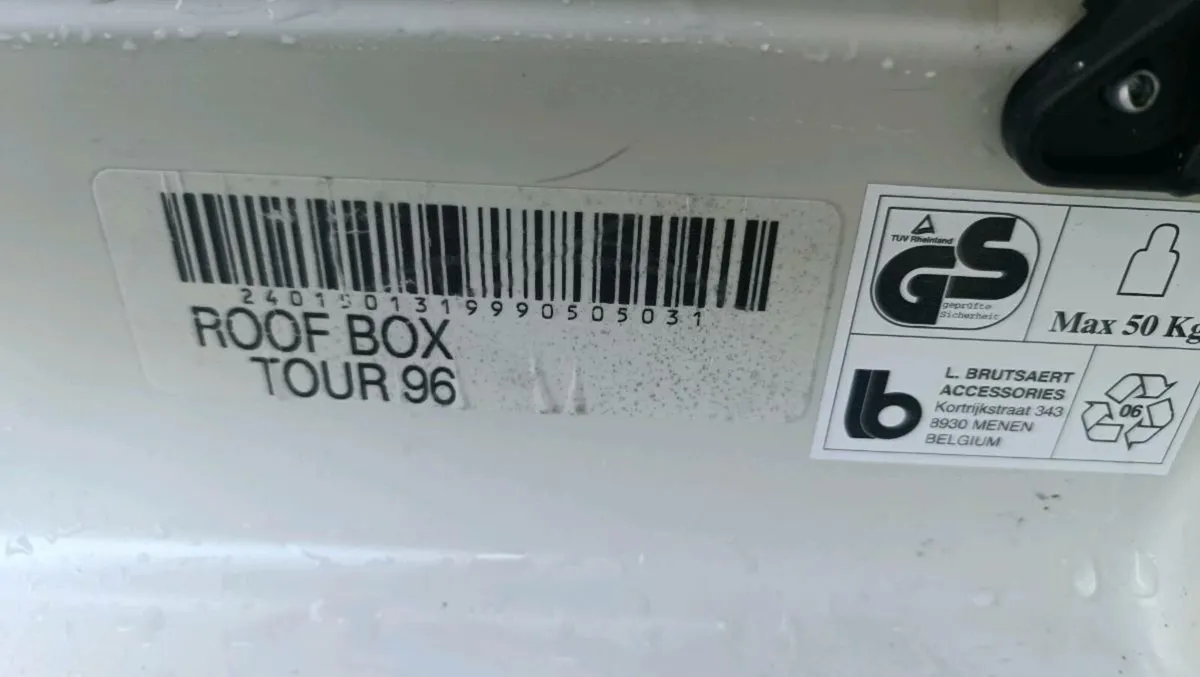 Roof box - Image 3