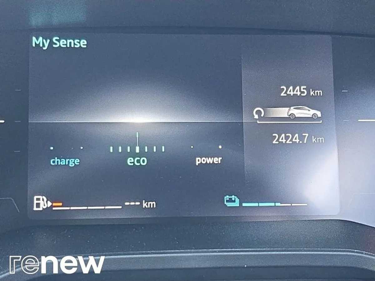 Renault Clio E-tech Hybrid 140 Auto Techno Automa - Image 2