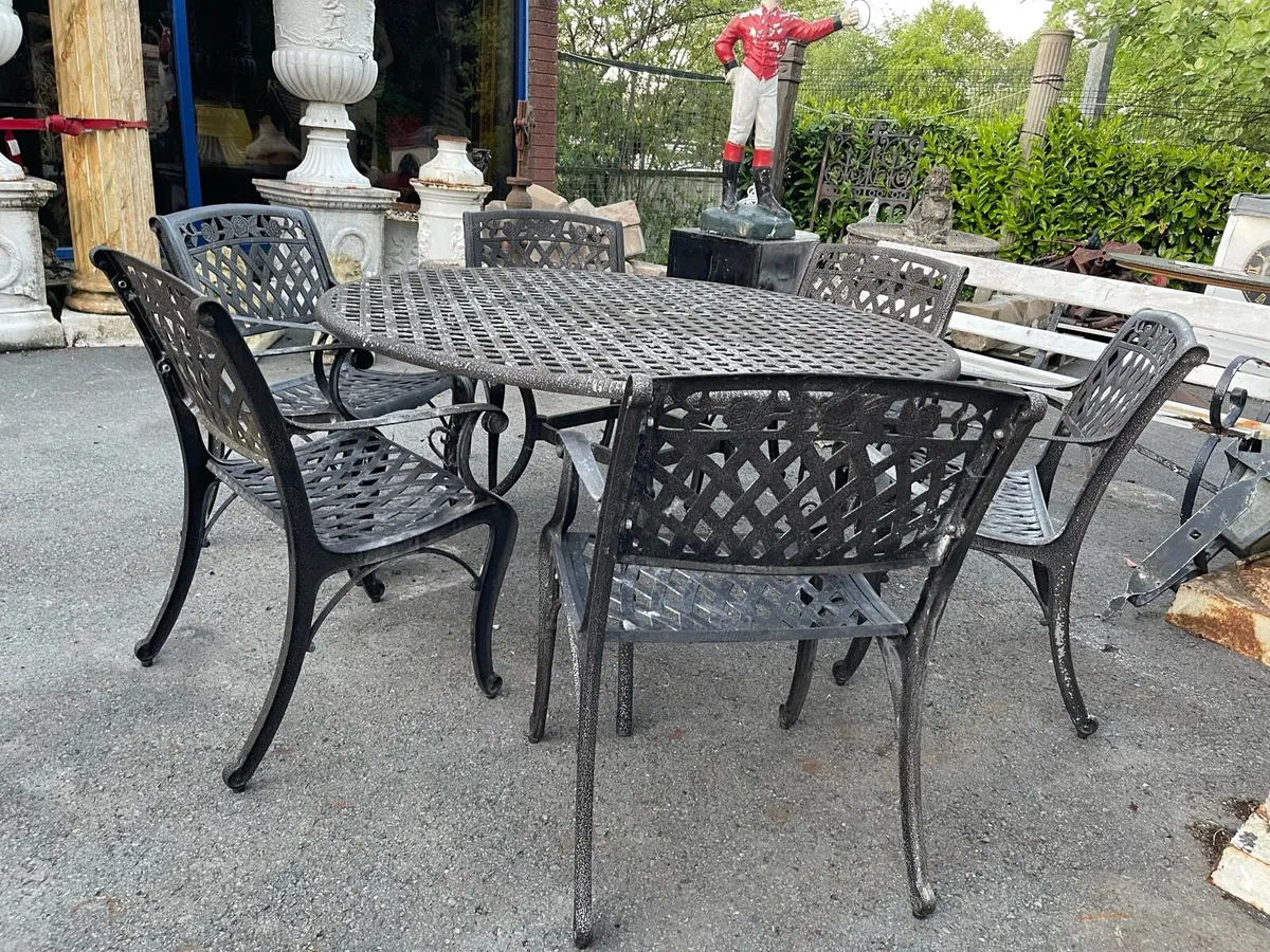 Garden Table 6 chairs - Image 2