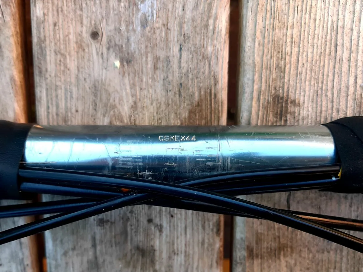 Retro 80s road bike frame and groupset - Image 2