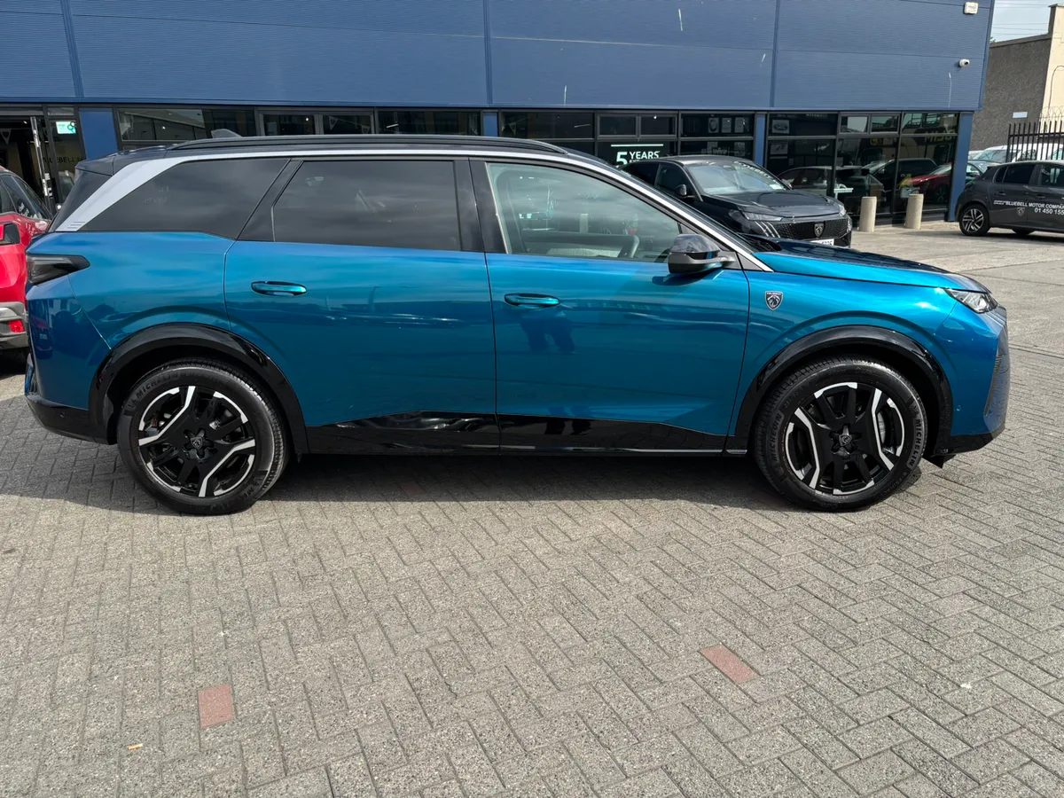 Demo Peugeot 5008 eGT 73kwh - Image 3