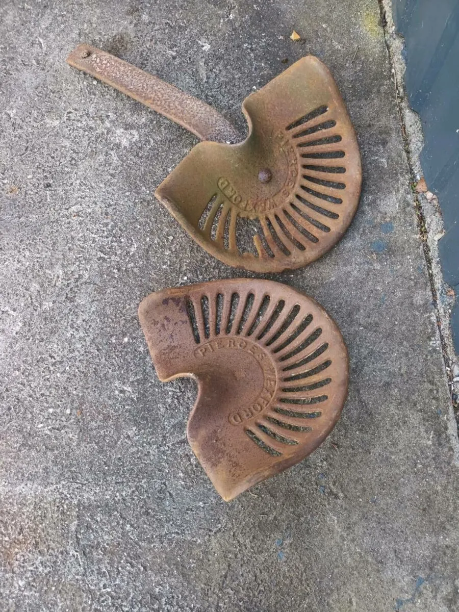 Mowing Machine Seat - Image 2
