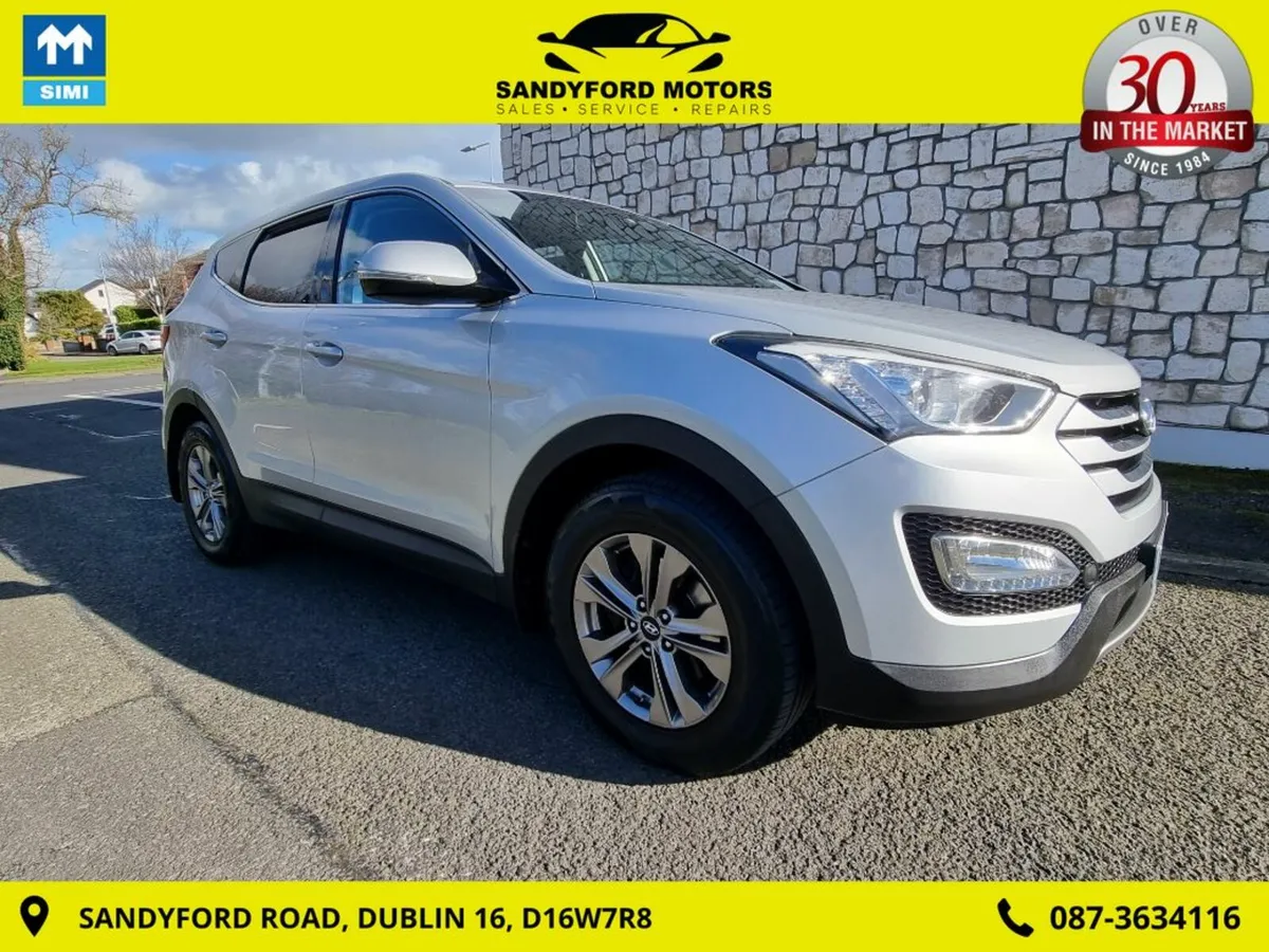 Hyundai Santa Fe 7 SEATER! 2WD Comfort 4DR - Image 1