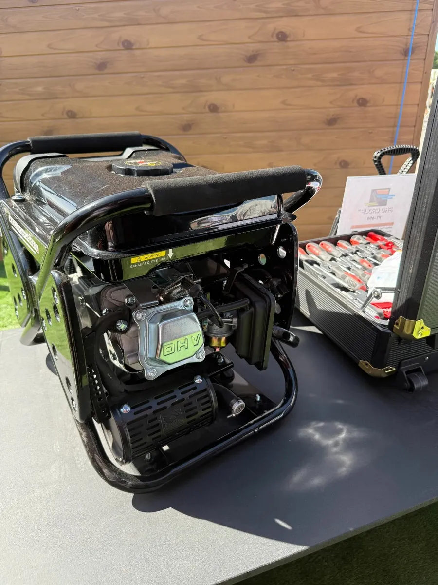 3300W Petrol Inverter Generator 11L Fuel Tank - Image 4