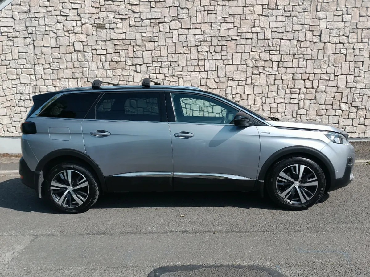 Peugeot 5008 Gt-line 1.5 Blue HDI 130 6.2 4 - Image 2