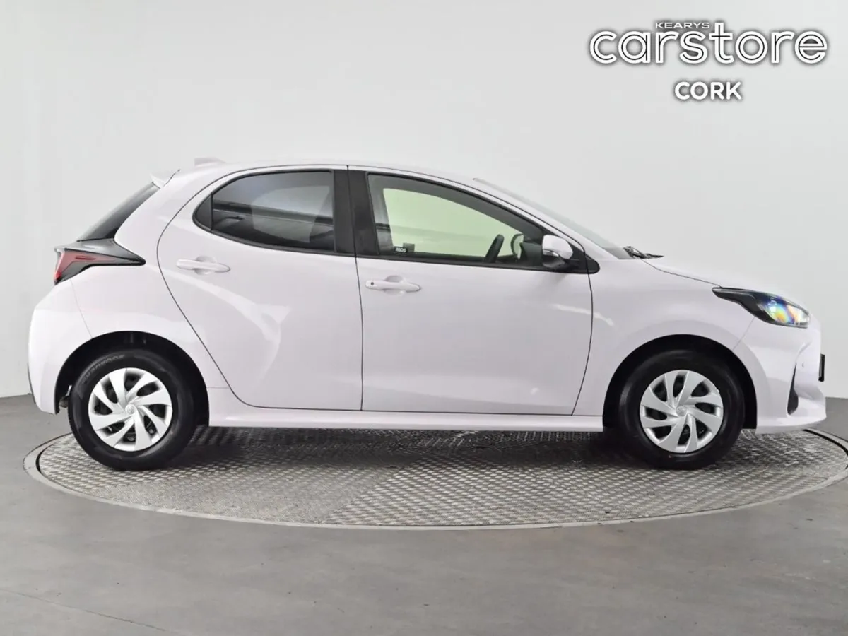 Toyota Yaris 1.0 Auto - Image 3