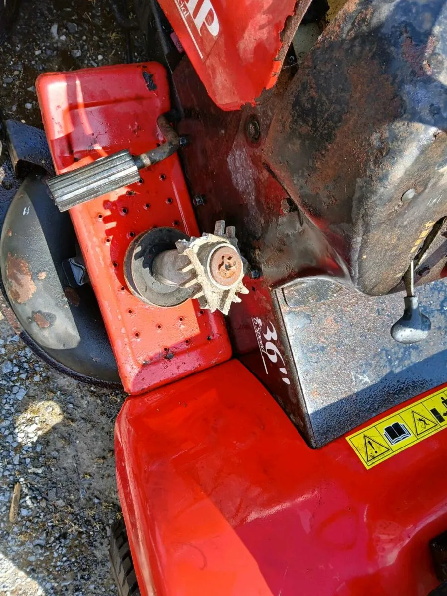 Tractor lawnmower - Image 3