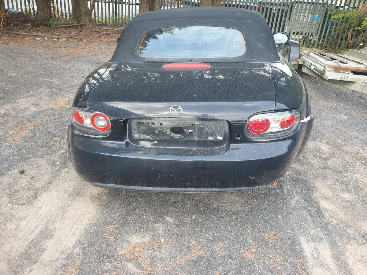 Car parts - Image 1