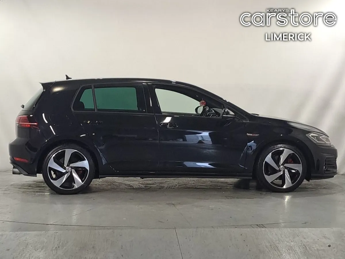 Volkswagen Golf GTI - Image 2