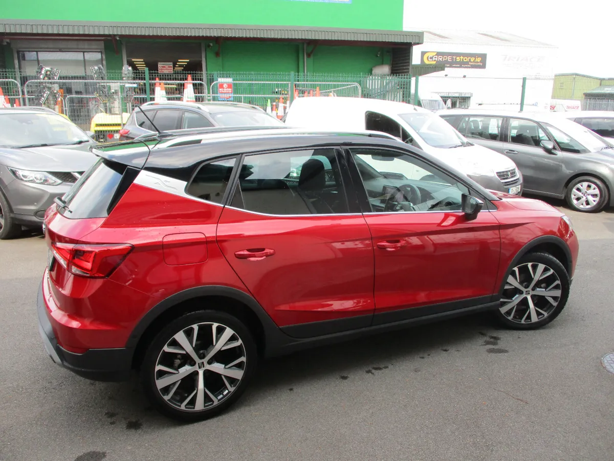 SEAT Arona 1.0 TSI XPERIENCE 2023 - Image 4