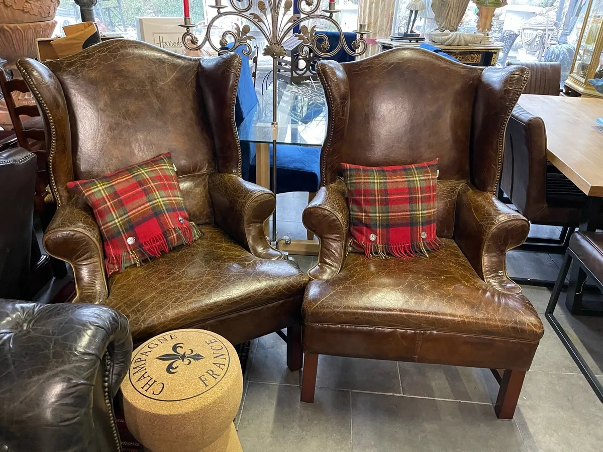 Pair  of Timothy oulton chairs - Image 1