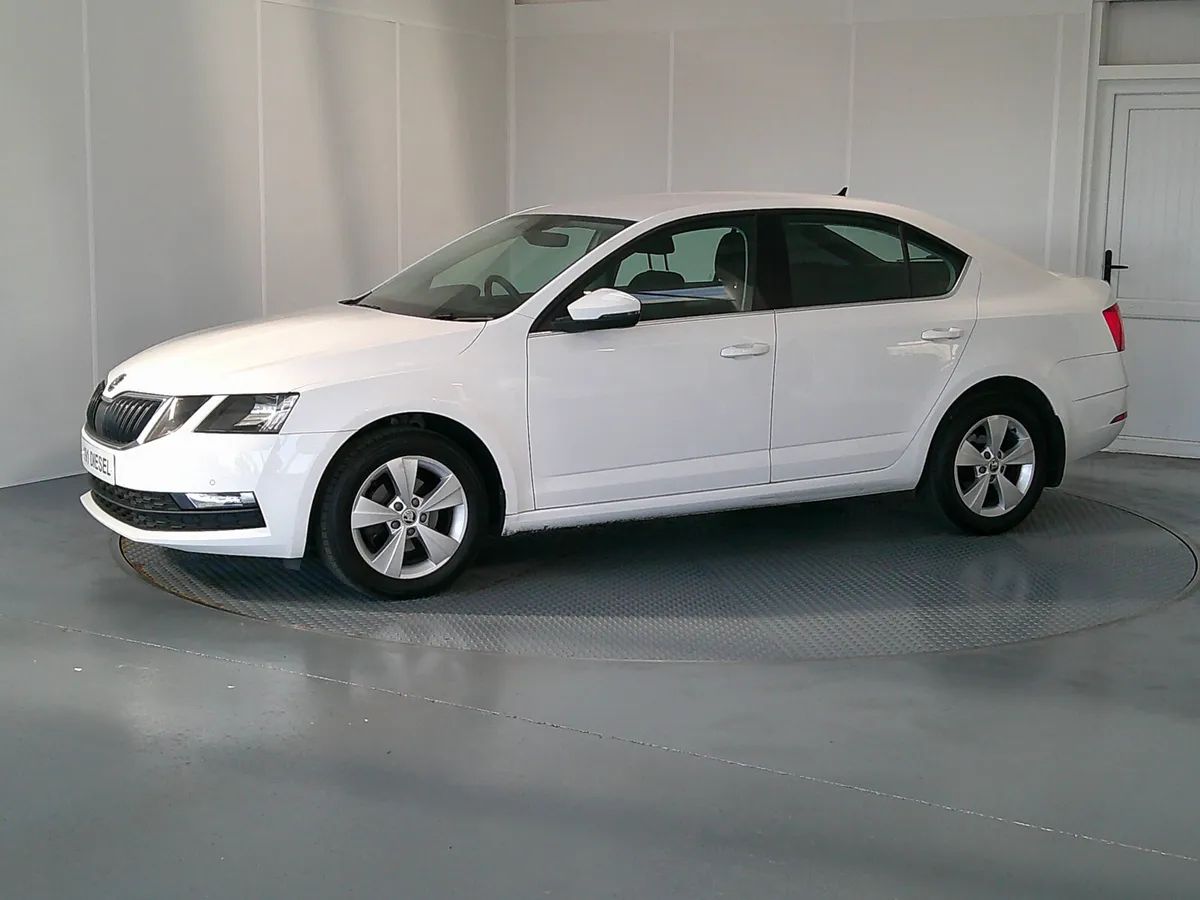 Skoda Octavia 2019 - Image 3