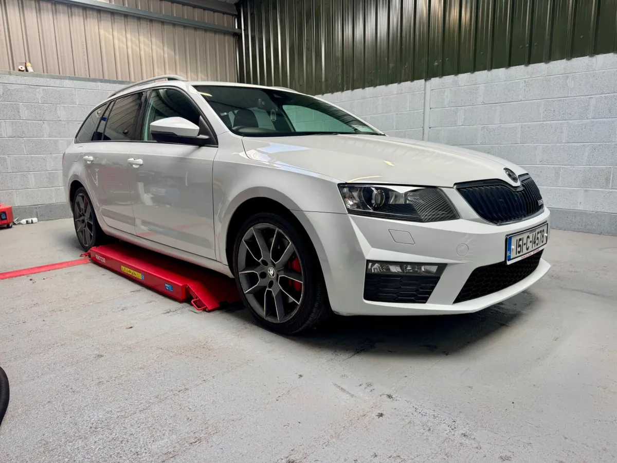 2015 SKODA OCTAVIA  VRS          AUTO ! - Image 1