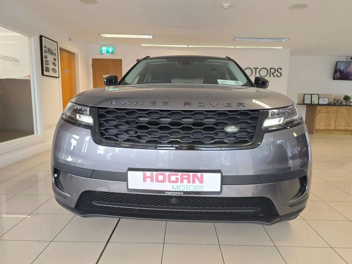 Land Rover Range Rover Velar D180 Automatic - Image 2
