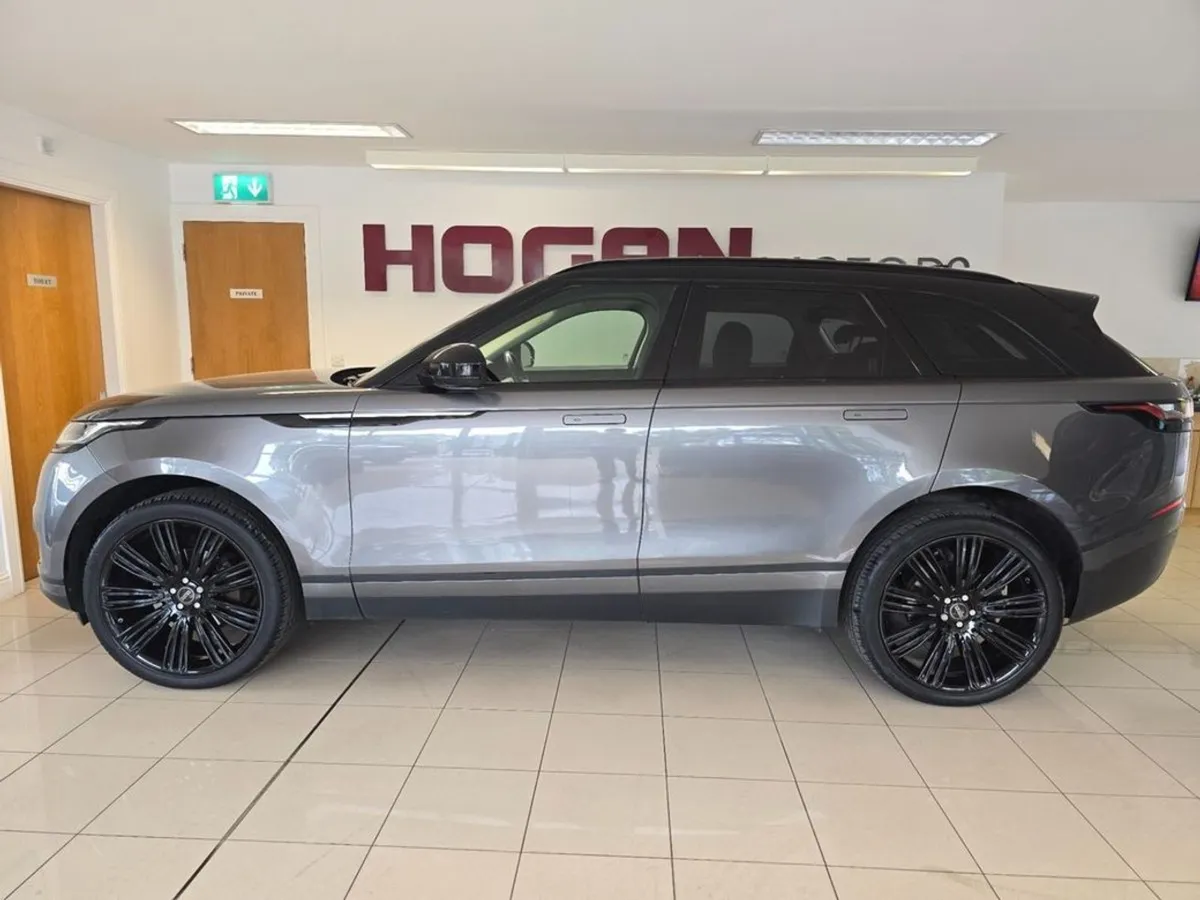 Land Rover Range Rover Velar D180 Automatic - Image 4