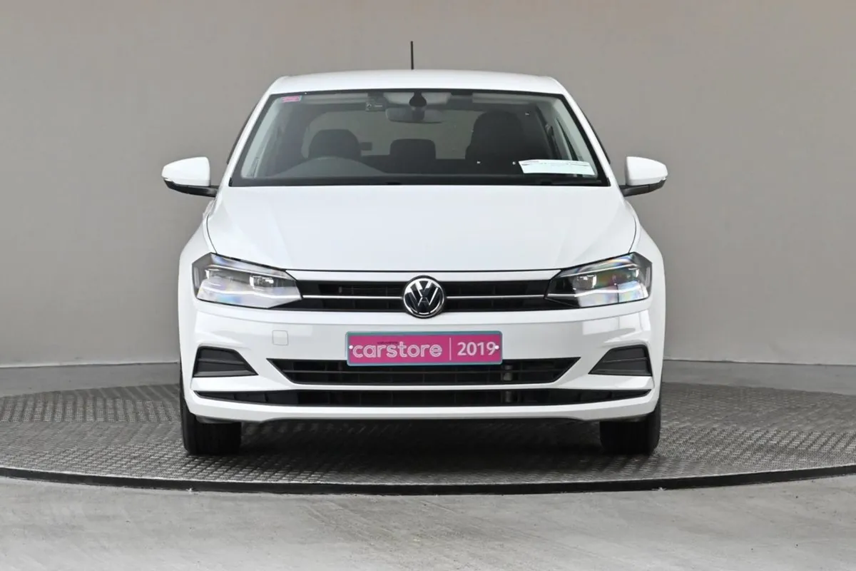 Volkswagen Polo 1.0 TSI DSG Comfortline  reverse - Image 2