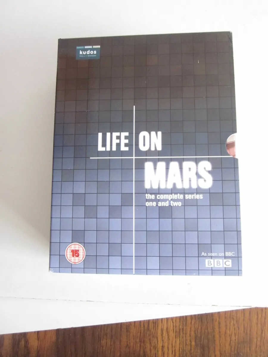 Life on Mars Complete BBC Series 1+2 (  8 DVD's) - Image 1