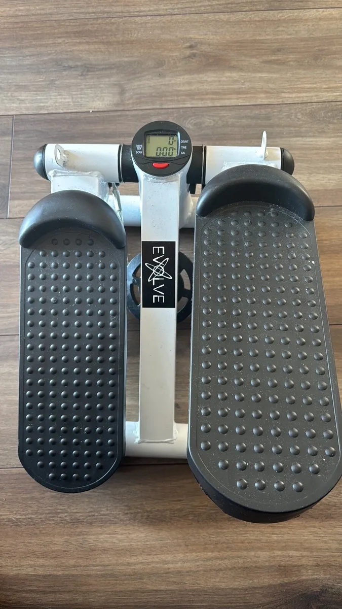 Exercise step machine - Image 1