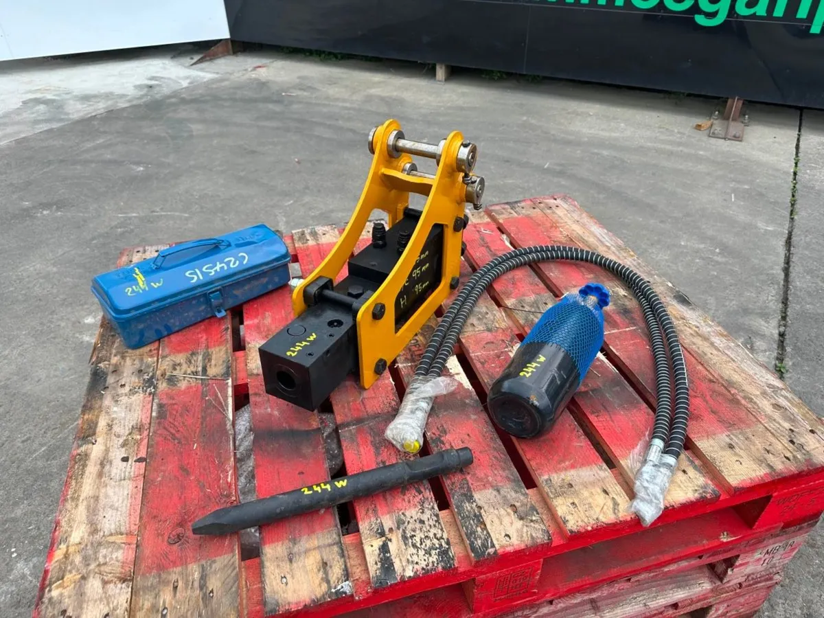 2025 MIVA VA35H...MICRO DIGGER HAMMER....244W - Image 3