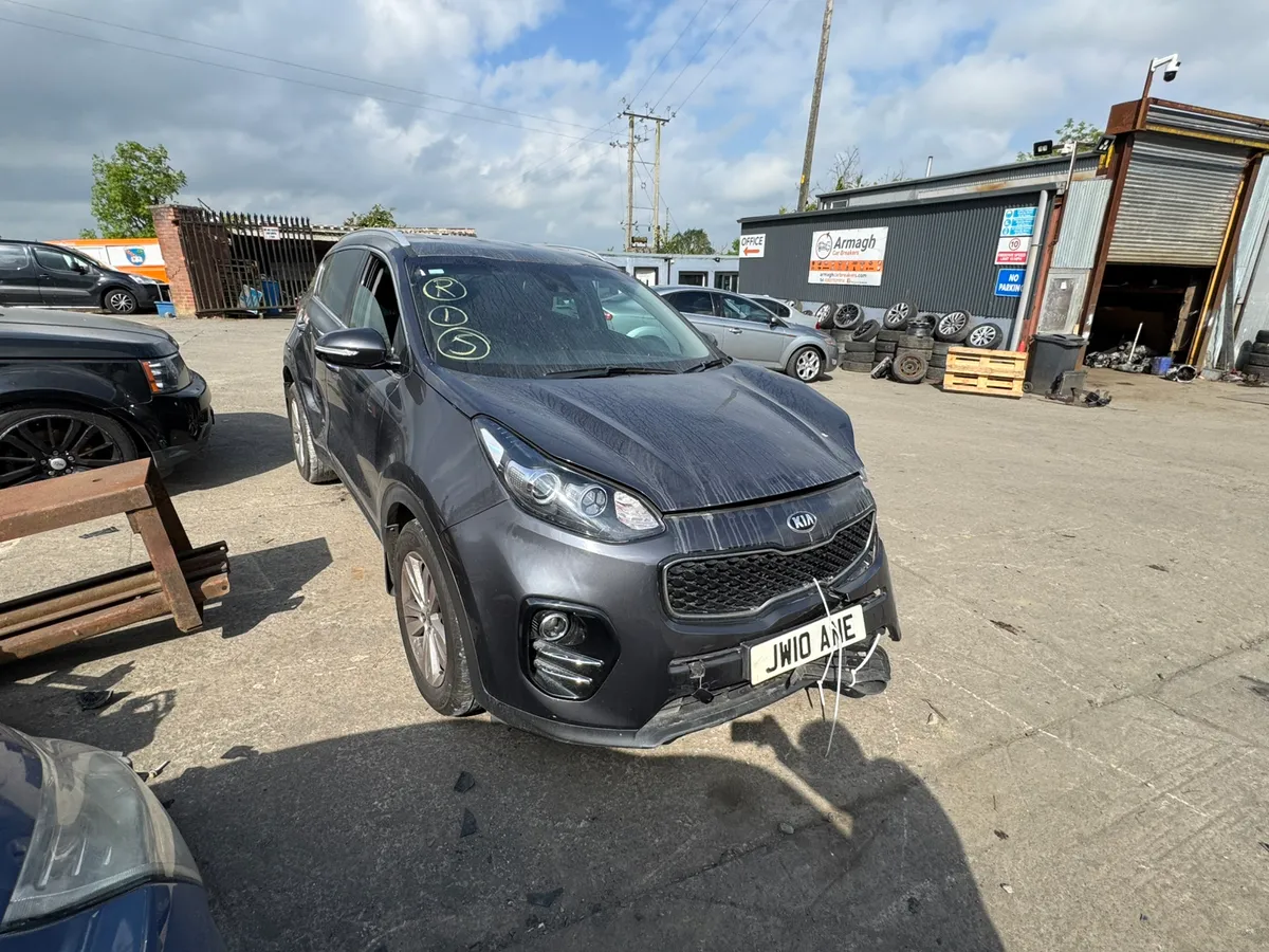 Breaking 2018 Kia sportage 1.7 crdi - Image 2