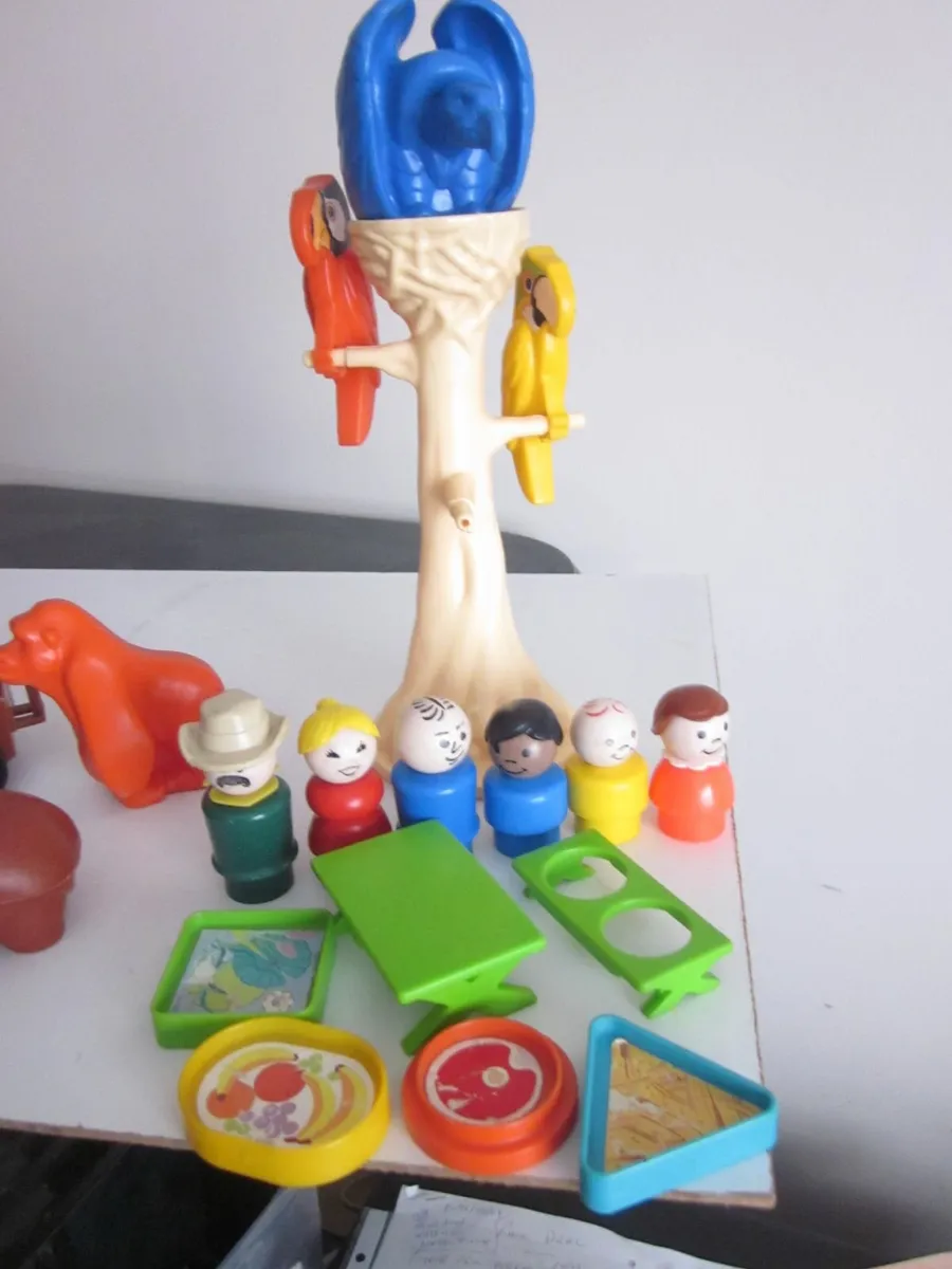 Vintage Fisher Price #916  Little People Zoo 1984 - Image 2