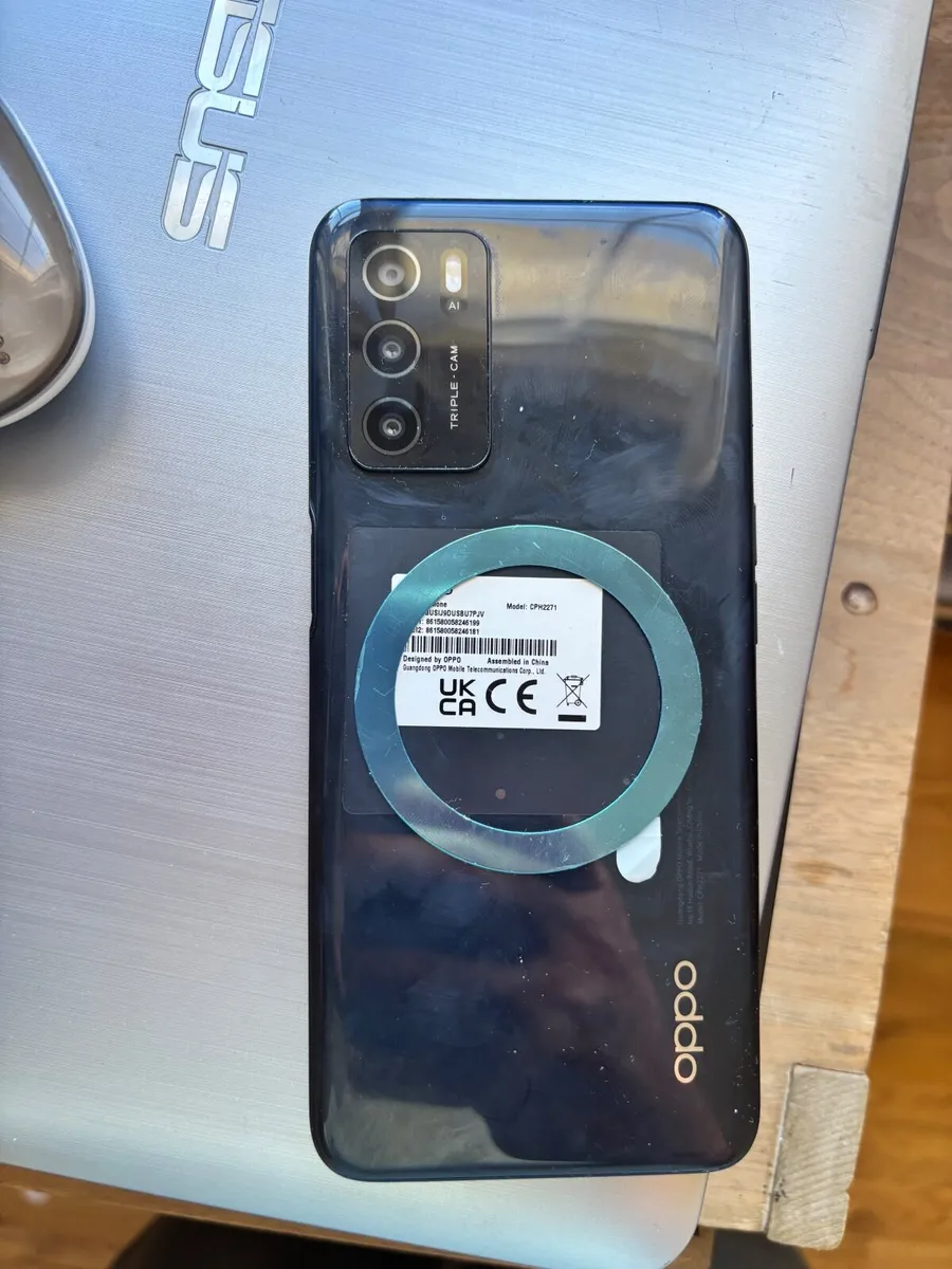 Phone - Image 3