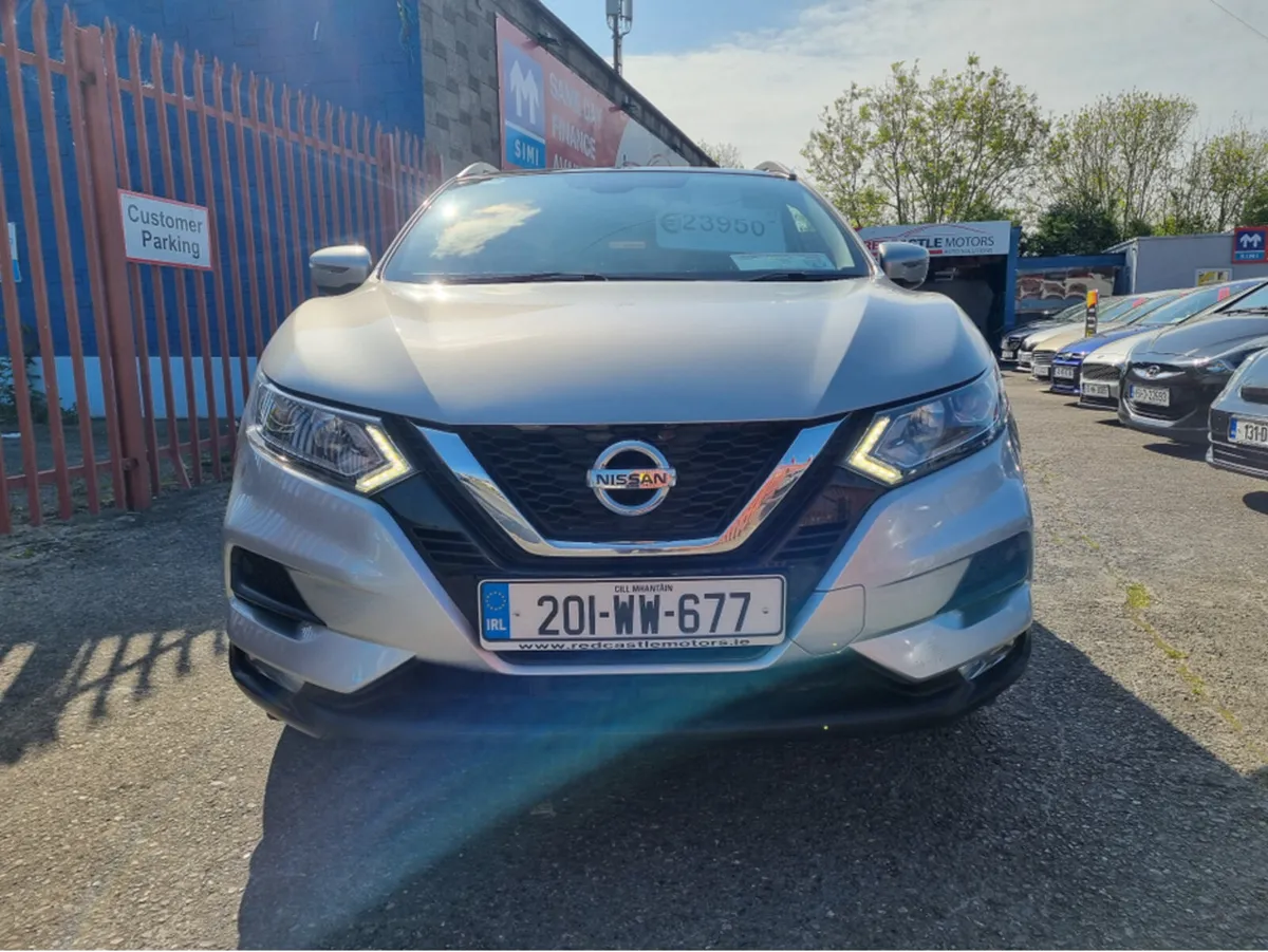 Nissan Qashqai 1.3 PET 5DR AUTO (NCT 01-26) - Image 2