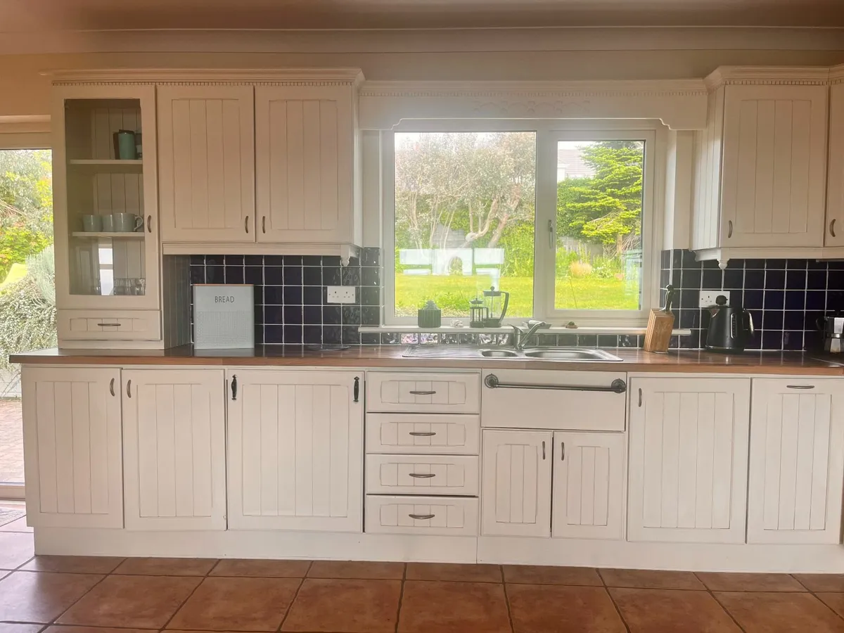 Kitchen - Image 2