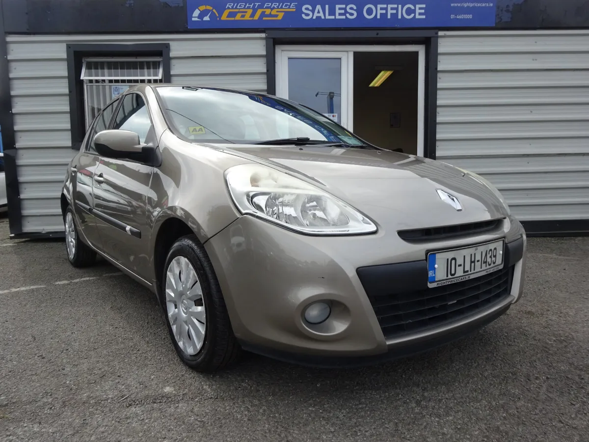 Renault Clio 2010 - Image 1