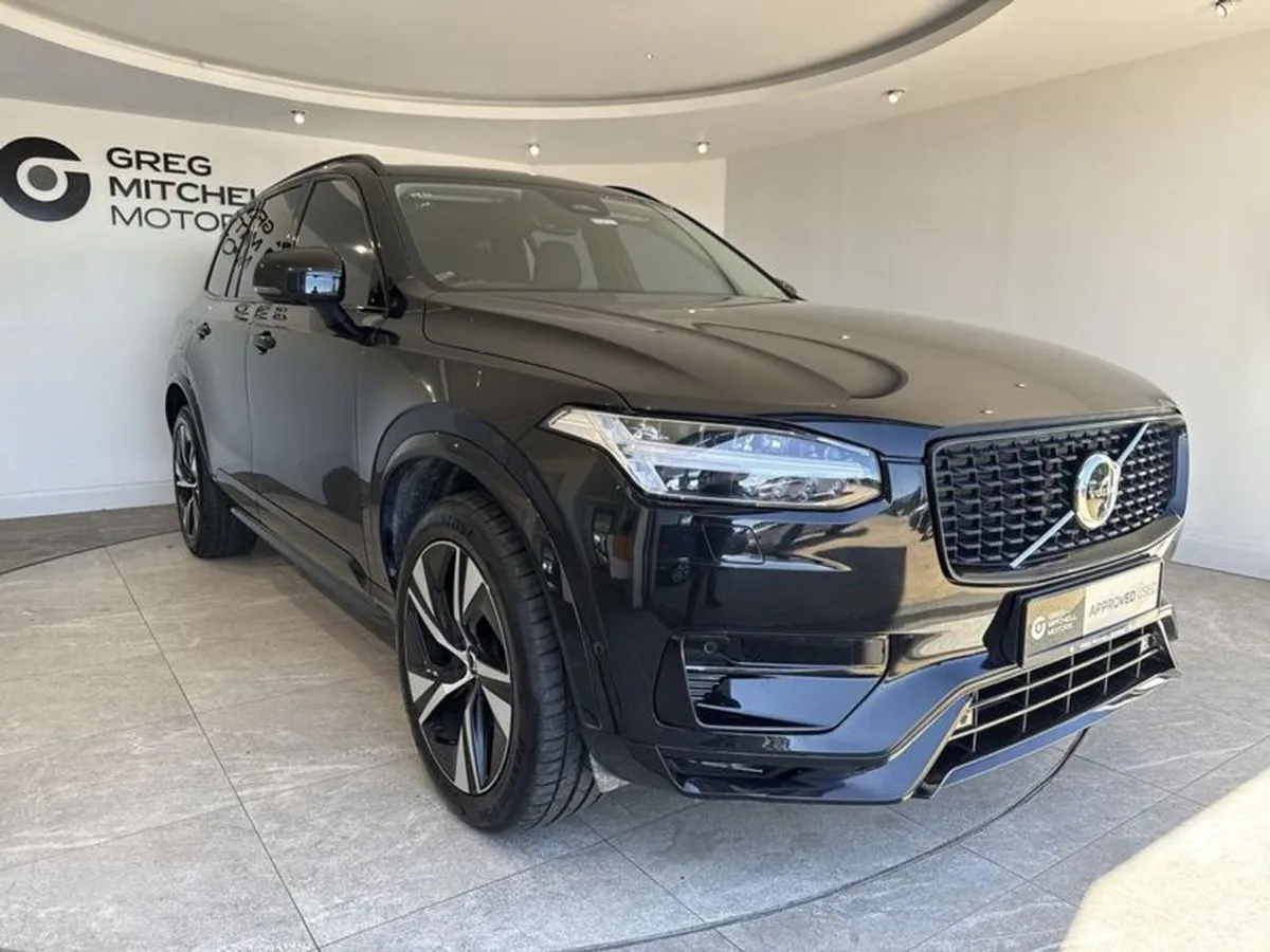 Volvo XC90 2.0 B5D  235  Plus Dark 5dr AWD Geartr - Image 3