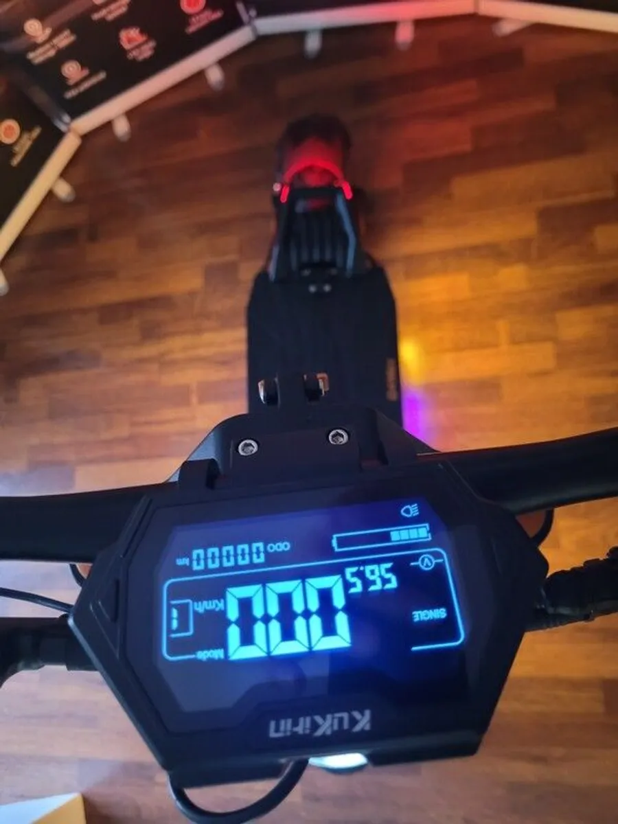 For Sale KuKirin G4 Max Electric Scooter 3200W Beast ,86 km/h ,95 km Range - Image 1