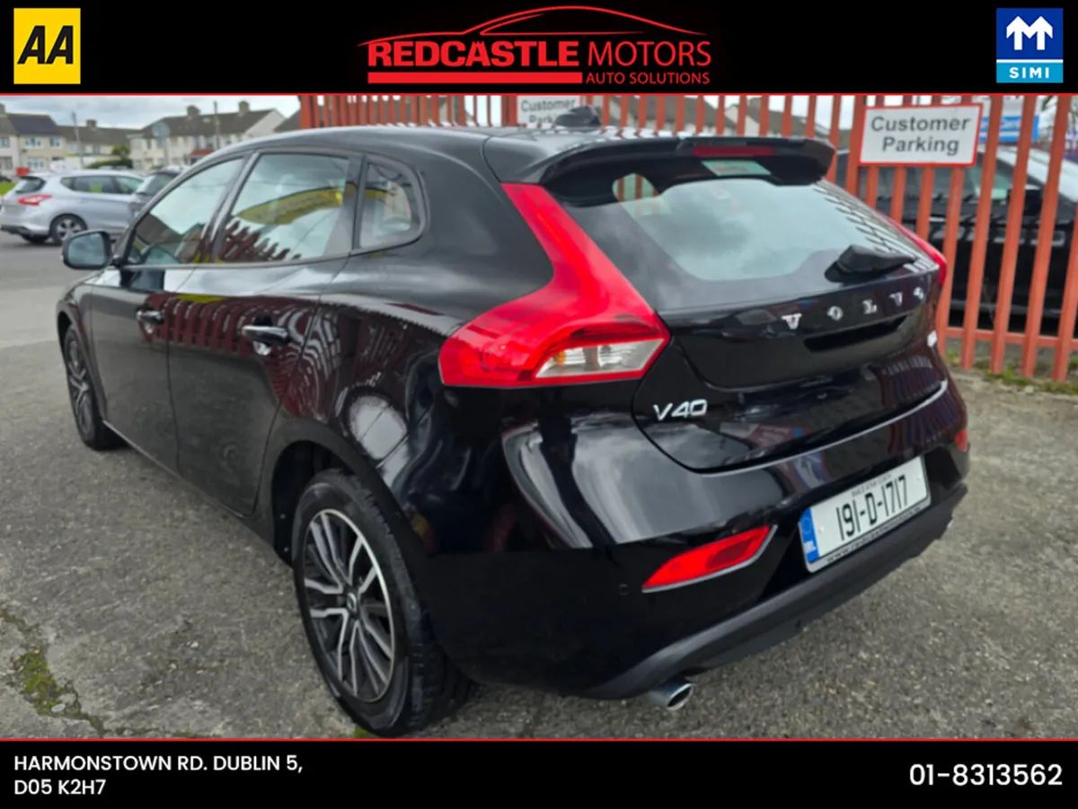 Volvo V40 D3 **AUTO** (NCT 01-27) - Image 4