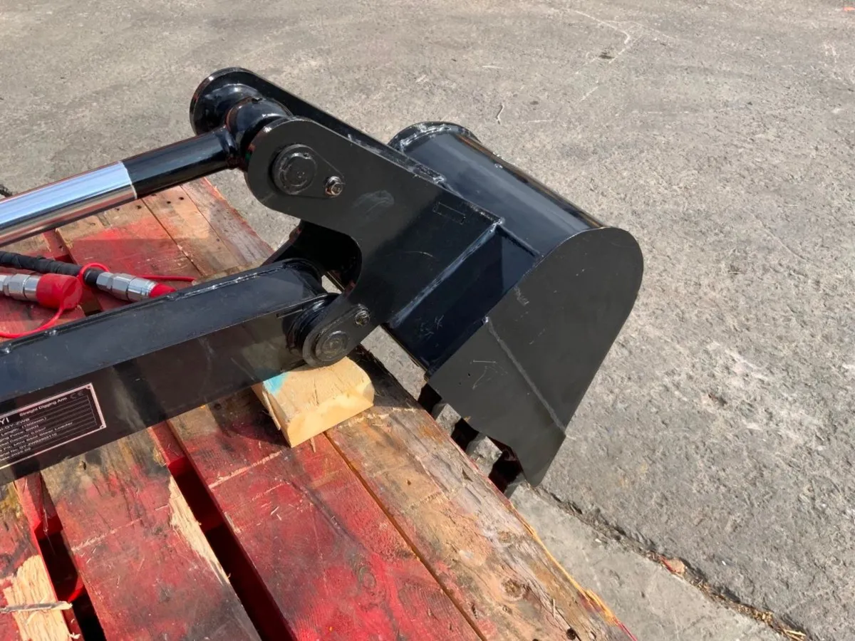 MINI SKID STEER BUCKET ATTACHMENT.....309w. - Image 4