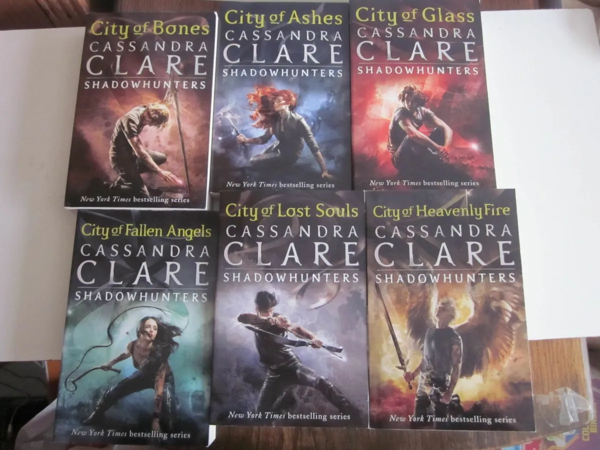 The Mortal Instruments Collection 6 Paperbacks - Image 3