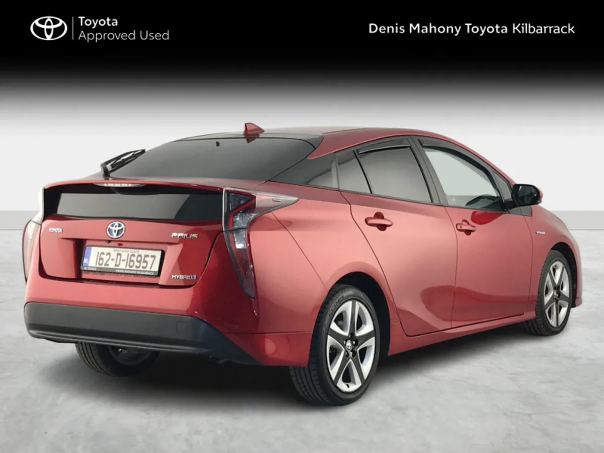 Toyota Prius HYBRID LUXURY 4DR AUTO - Image 2