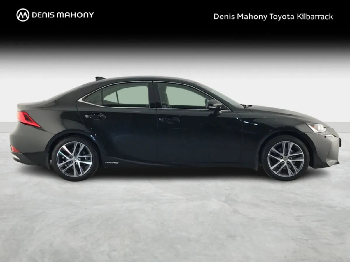 Lexus IS 300 H 2.5 ADVANCE HYBRID 4DR AUTO - Image 3