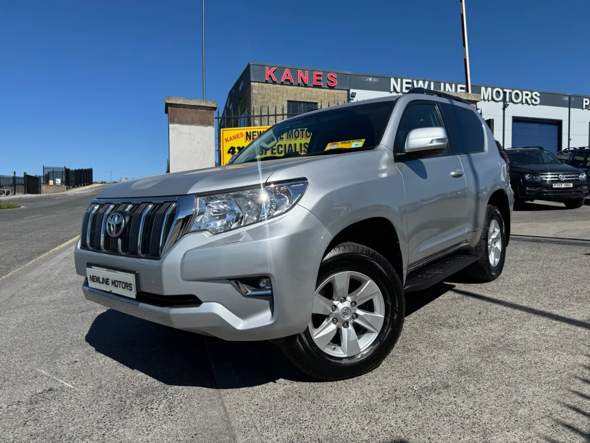2018 Toyota Land Cruiser SWB!! ONLY 84KM!! - Image 1