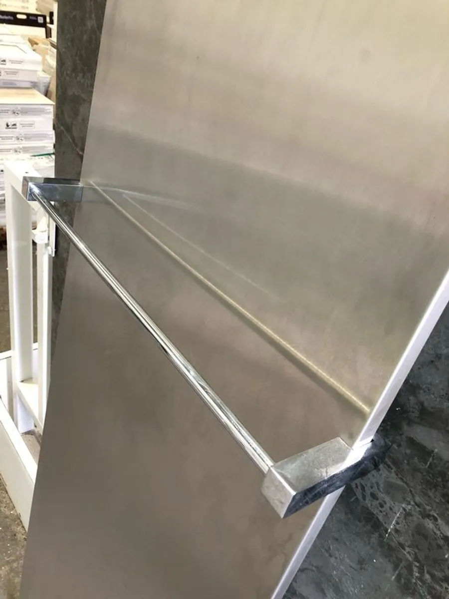 Vasco vertical radiator stainless steel - Image 3